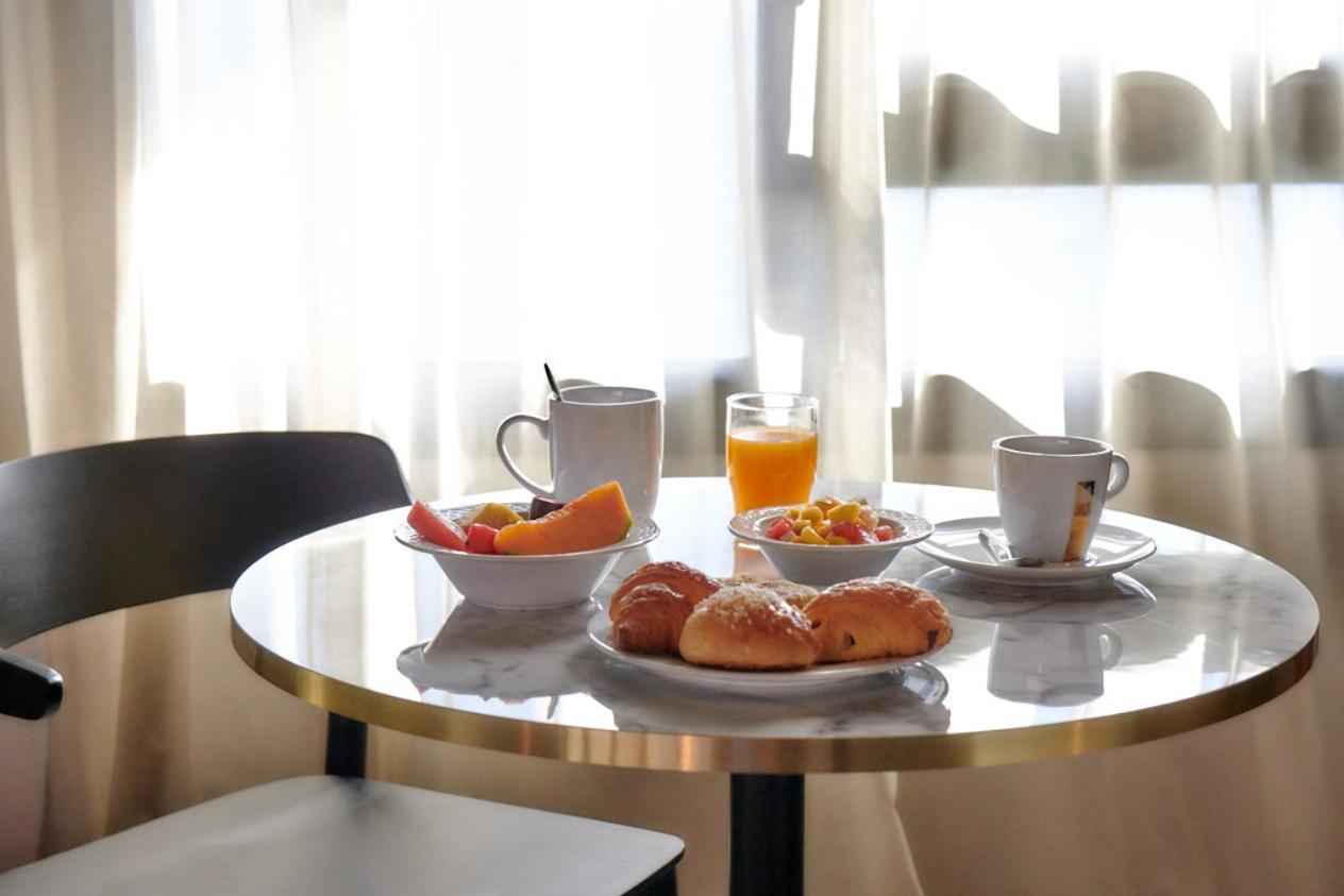 Dina Morgabine Saint Denis Otel Dış mekan fotoğraf
